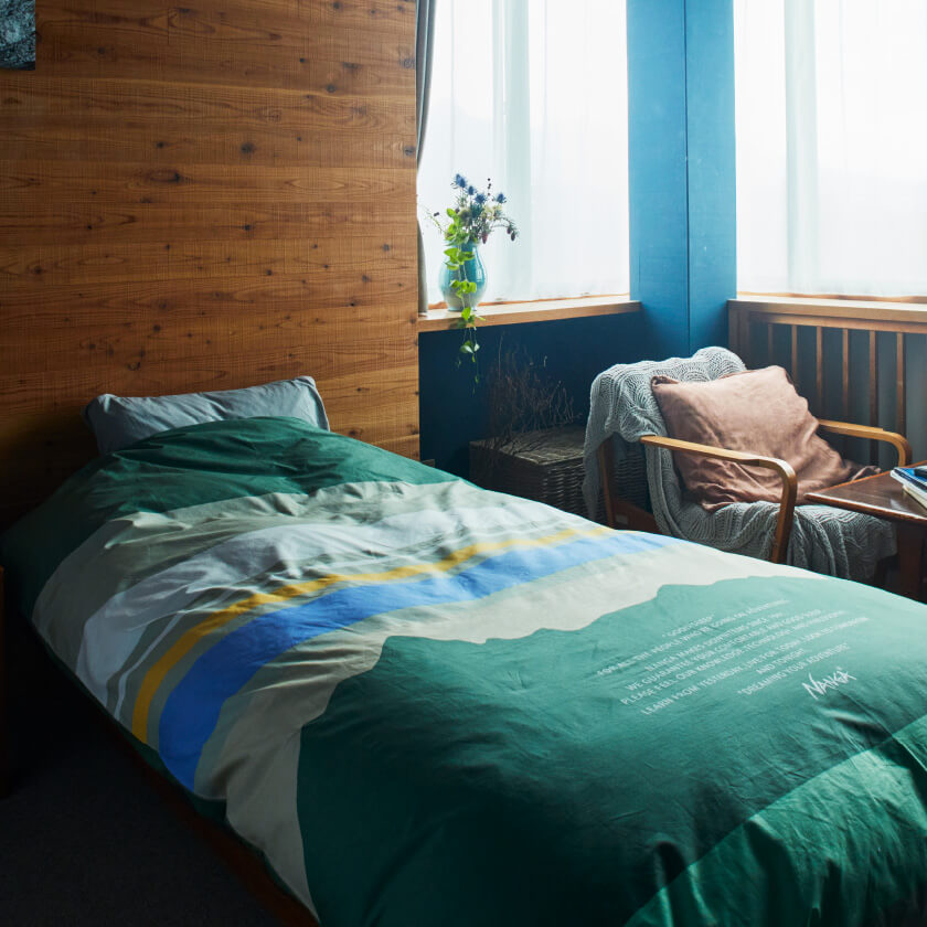 <span class="tw-text-sub" style="font-weight:normal;font-size:0.6em;">GOOD SLEEPING #005</span><br />
DUVET COVER<br />
NANGA MOUNTAIN SINGLE<div style="font-weight:normal;font-size:0.6em;margin-top:1em;">掛け布団カバー／ナンガ マウンテン(シングル)</div>